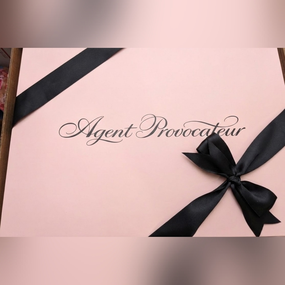 Agent Provocateur Large Empty Gift Box *Damaged
